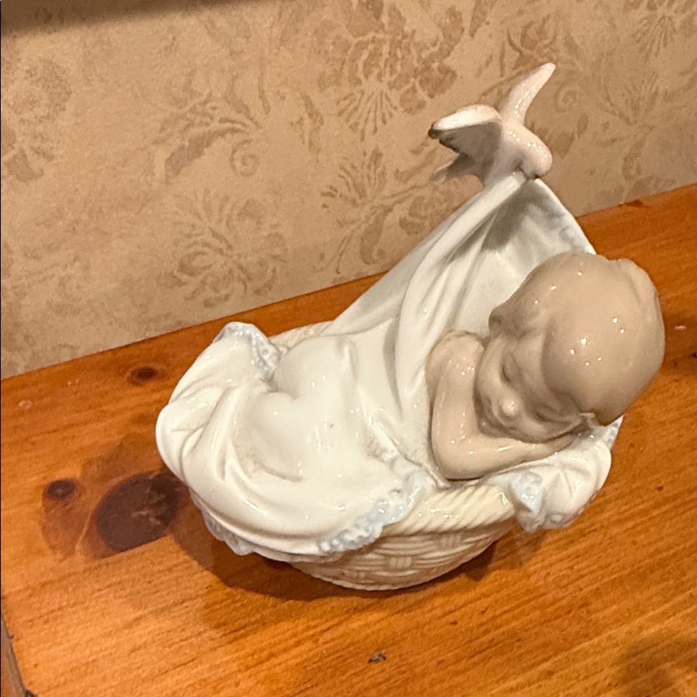 Lladro Porcelain Sleeping Baby Figurine in White and Cream